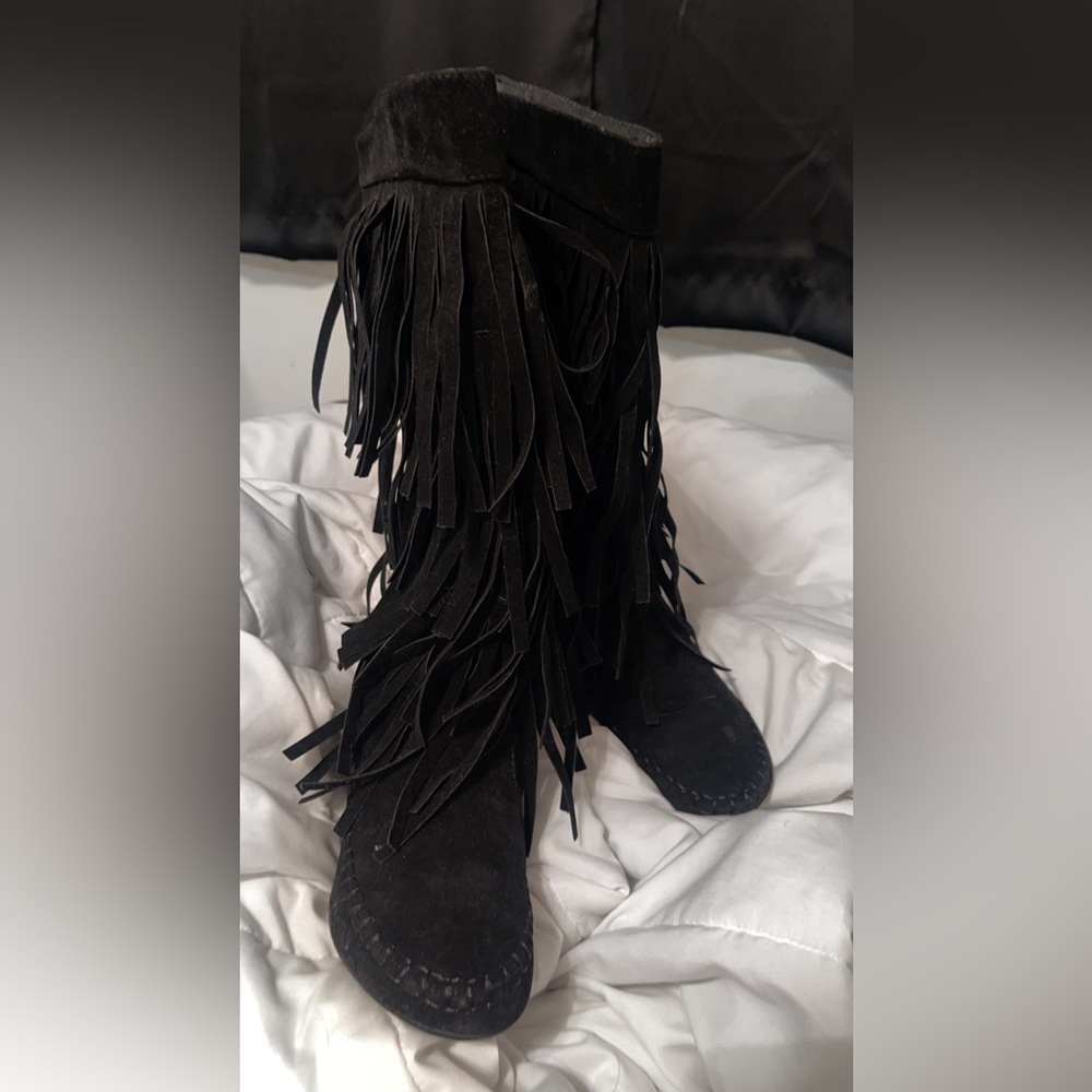Fringe Boots